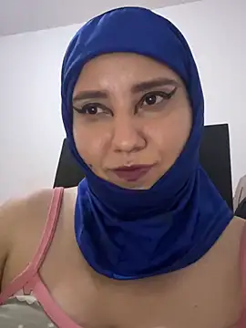 hannahayat online show from June 12, 2026, 3:15 am