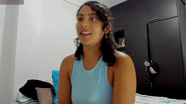 sofiaparker8 online show from May 14, 2026, 1:13 am