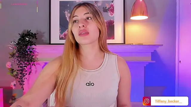 tiffany becker online show from December 3, 2025, 12:04 pm