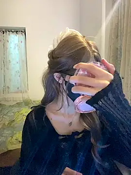 thithi8369 online show from October 6, 2025, 5:41 am