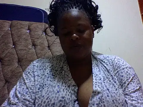 Snapshot of zoey10 chatting on August 4, 2026, 7:40 pm zoey10 online show from August 4, 2026, 7:40 pm