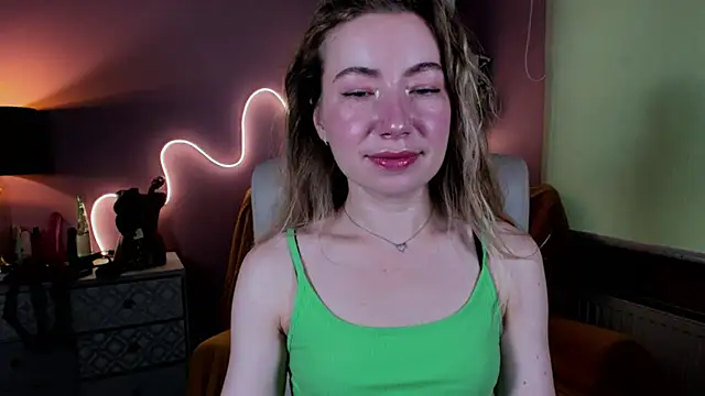 Mia Tasty online show from September 18, 2025, 6:49 am