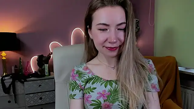 Mia Tasty online show from October 4, 2025, 6:48 am