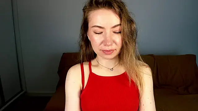Snapshot of Mia_Tasty chatting on June 17, 2026, 6:24 am Mia Tasty online show from June 17, 2026, 6:24 am