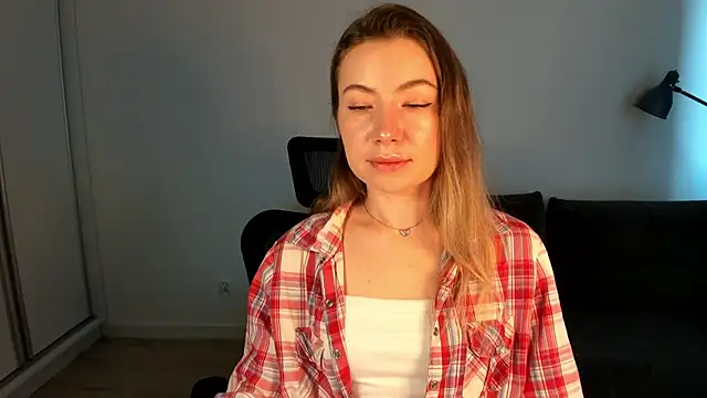 Mia Tasty online show from March 5, 2026, 7:27 am