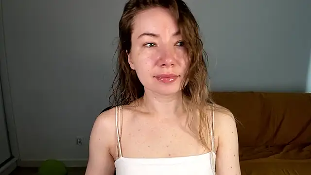 Snapshot of Mia_Tasty chatting on June 3, 2026, 6:36 am Mia Tasty online show from June 3, 2026, 6:36 am