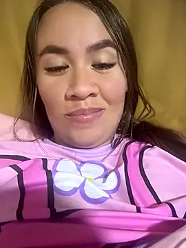 Emiily lee online show from May 2, 2026, 4:50 am
