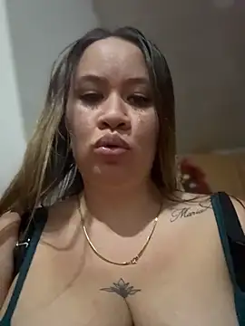 Emiily lee online show from November 27, 2025, 3:18 am