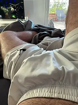 Snapshot of sudistept chatting on October 28, 2025, 3:55 pm sudistept online show from October 28, 2025, 3:55 pm