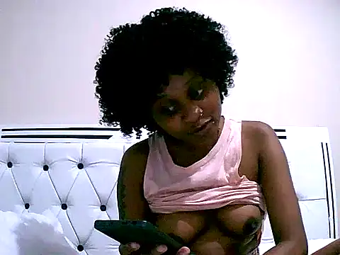 Snapshot of Candy_Ljaay chatting on January 9, 2025, 3:34 pm Candy Ljaay online show from January 9, 2025, 3:34 pm