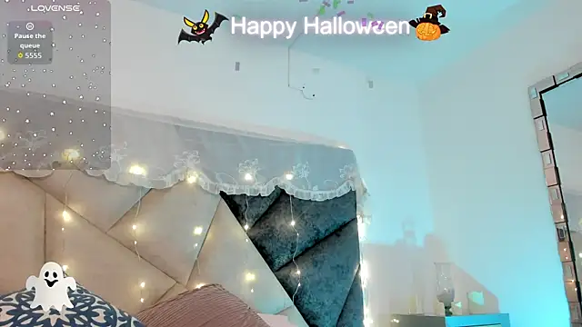 BonnieCute  online show from October 31, 2025, 11:44 pm