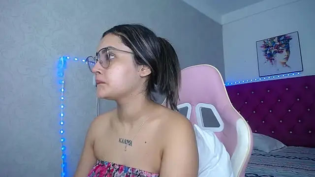 antonella sweetlittle online show from May 7, 2026, 12:30 pm
