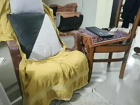 Snapshot of kaan3o3 chatting on February 21, 2025, 2:38 pm kaan3o3 online show from February 21, 2025, 2:38 pm