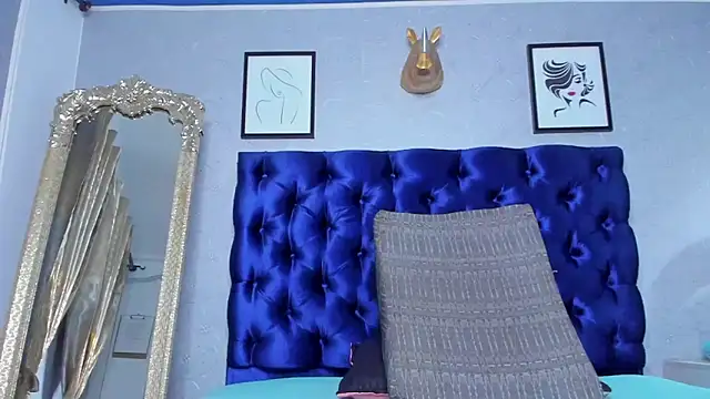 dalilaqueen online show from March 13, 2025, 12:56 pm