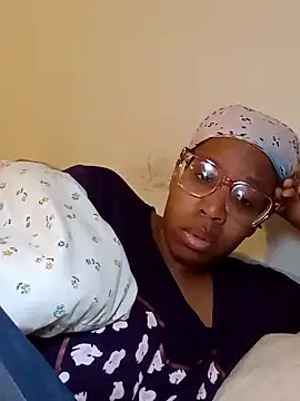 madamsensuale online show from March 19, 2025, 4:02 pm