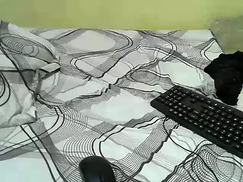 Quincy joyy online show from December 16, 2025, 4:06 am