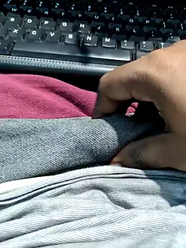 Snapshot of rajesh31tamil chatting on December 21, 2024, 2:30 am rajesh31tamil online show from December 21, 2024, 2:30 am