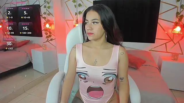 Megan Thompsonn online show from March 18, 2025, 12:50 pm