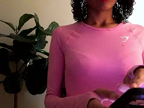 loveofbea online show from December 2, 2024, 9:01 pm