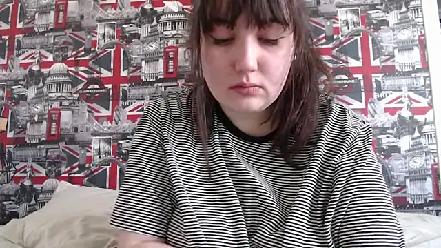 Lynylou online show from March 20, 2026, 1:12 pm