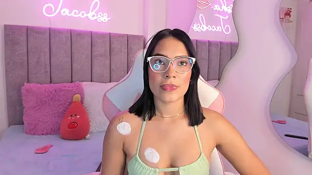 Snapshot of jacobss_gh chatting on November 5, 2025, 9:07 pm jacobss gh online show from November 5, 2025, 9:07 pm