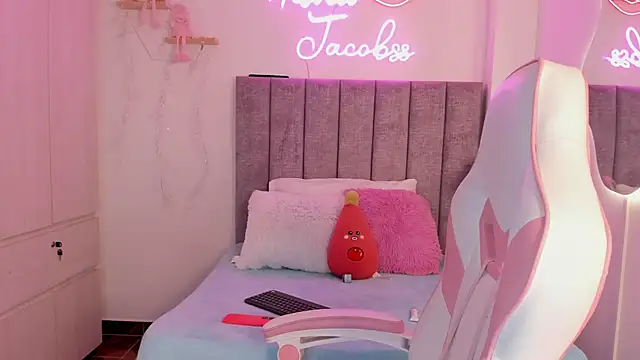 Snapshot of jacobss_gh chatting on October 25, 2025, 9:15 pm jacobss gh online show from October 25, 2025, 9:15 pm