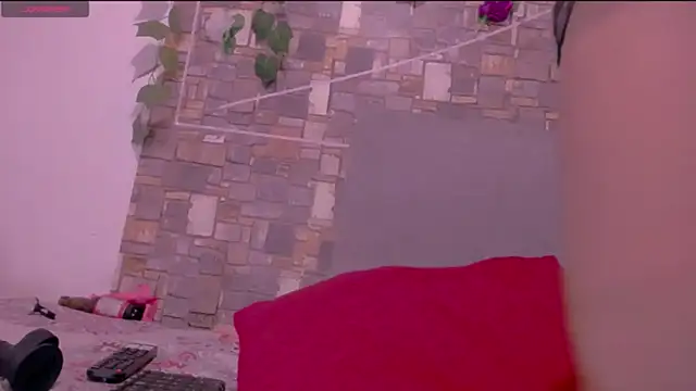 CrazyRousex online show from January 9, 2026, 2:02 pm