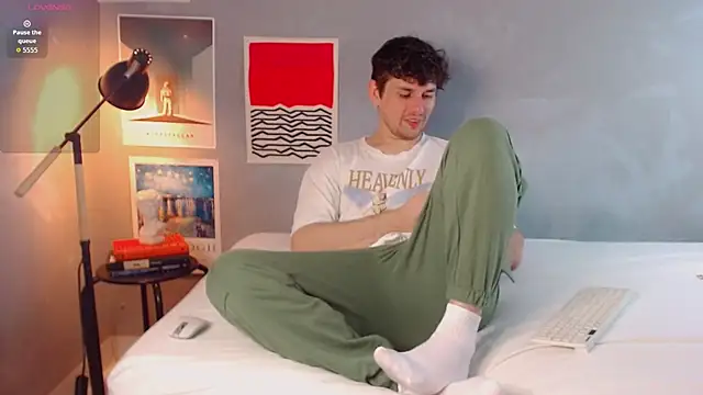 Elio555 online show from November 7, 2025, 11:08 pm