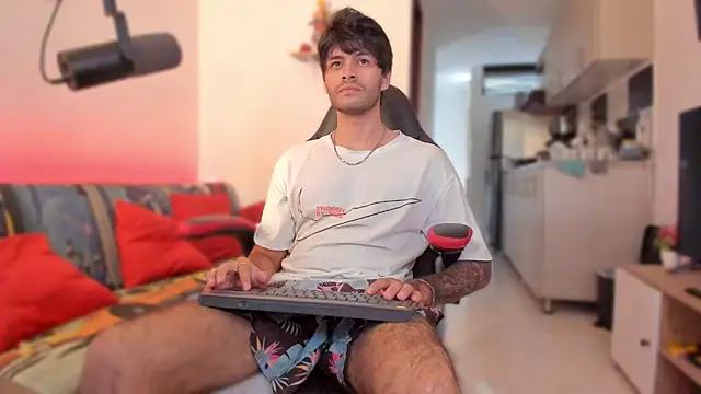 justin stark7 online show from November 21, 2025, 7:24 pm