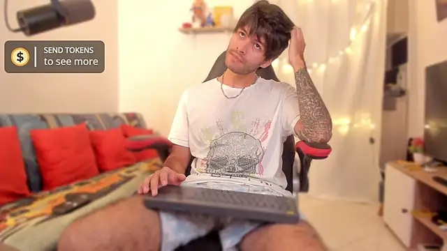 justin stark7 online show from December 3, 2025, 9:25 pm