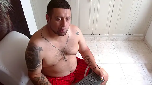 Michaell Myerss  online show from February 16, 2026, 3:21 pm