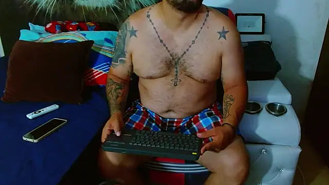 Michaell Myerss  online show from November 11, 2025, 12:00 pm