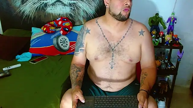 Michaell Myerss  online show from January 5, 2026, 7:28 pm