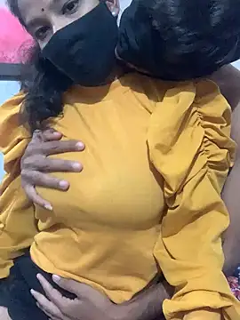 hottiess69 online show from December 11, 2024, 1:47 am