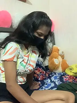 hottiess69 online show from December 5, 2024, 10:50 pm