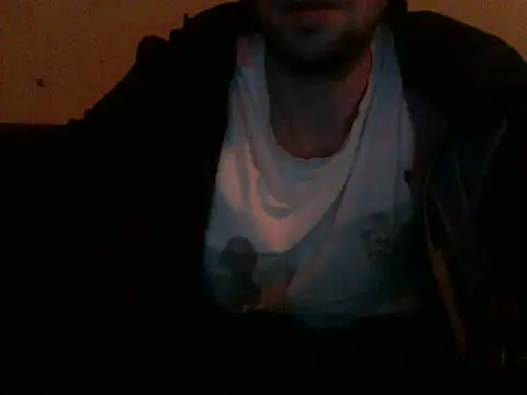 Snapshot of Rejtelmesest chatting on April 29, 2026, 7:31 pm Rejtelmesest online show from April 29, 2026, 7:31 pm