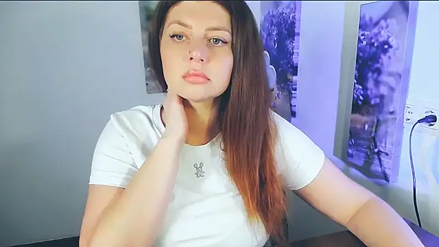 Lizzy Love online show from June 12, 2026, 8:45 am