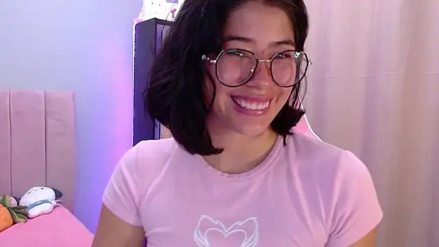 LoaLuxury online show from March 17, 2025, 9:57 pm