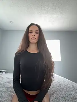 brookehoneynina online show from August 4, 2026, 2:43 pm