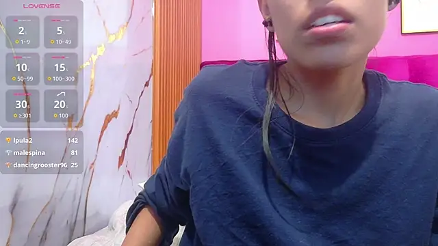 yourcuteneighbourr online show from June 25, 2026, 5:12 am
