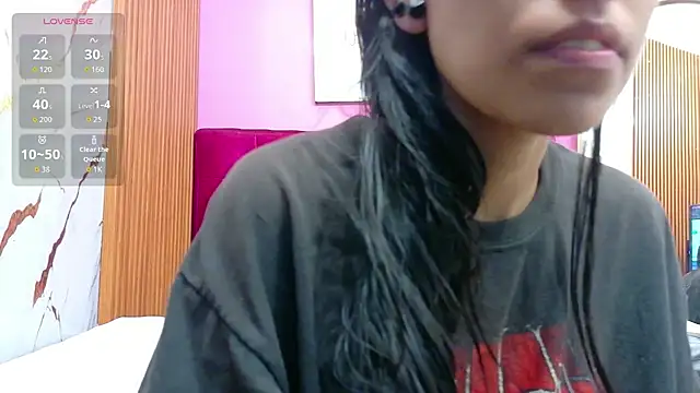 yourcuteneighbourr online show from July 31, 2026, 3:06 am