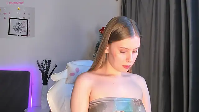 elliediaz online show from January 18, 2026, 6:33 pm