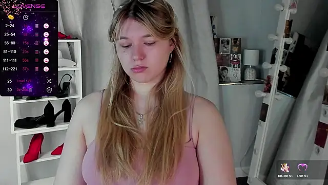 Rebecca Kelly online show from March 19, 2026, 2:33 am