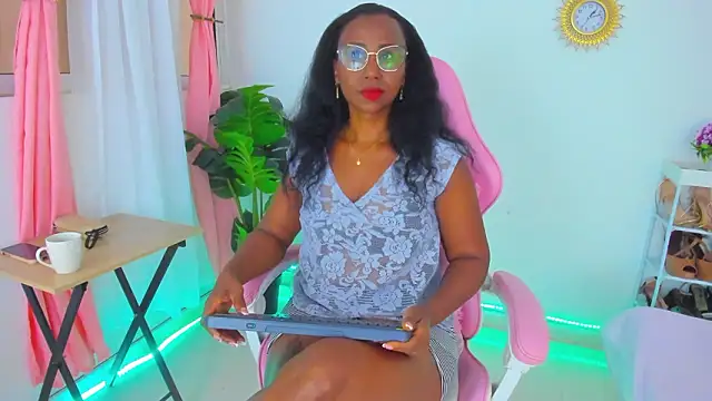 Snapshot of alexajhonson1012 chatting on March 12, 2026, 6:12 pm alexajhonson1012 online show from March 12, 2026, 6:12 pm