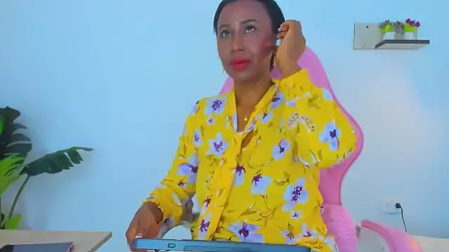 Snapshot of alexajhonson1012 chatting on February 10, 2026, 6:51 pm alexajhonson1012 online show from February 10, 2026, 6:51 pm