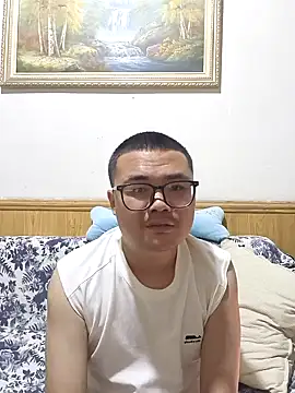 Snapshot of lililiwuwuwu chatting on July 1, 2026, 12:27 pm lililiwuwuwu online show from July 1, 2026, 12:27 pm