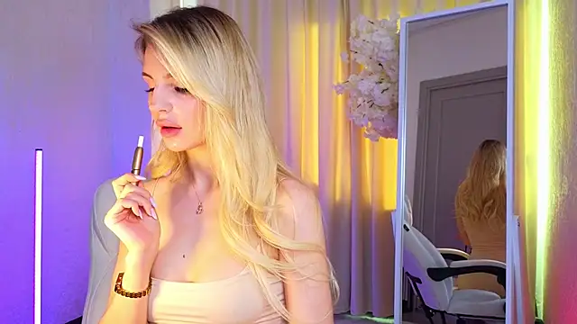 Grace Gordon online show from March 21, 2025, 4:49 am