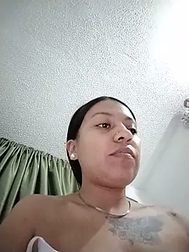 Tiphanydirty3 online show from June 7, 2026, 3:23 am