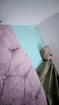 Tiphanydirty3 online show from November 22, 2025, 6:34 am