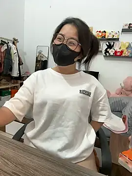 Jenni nana online show from March 14, 2025, 10:39 am